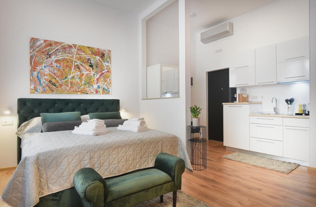 Aparthotel Emi Luxury Pula