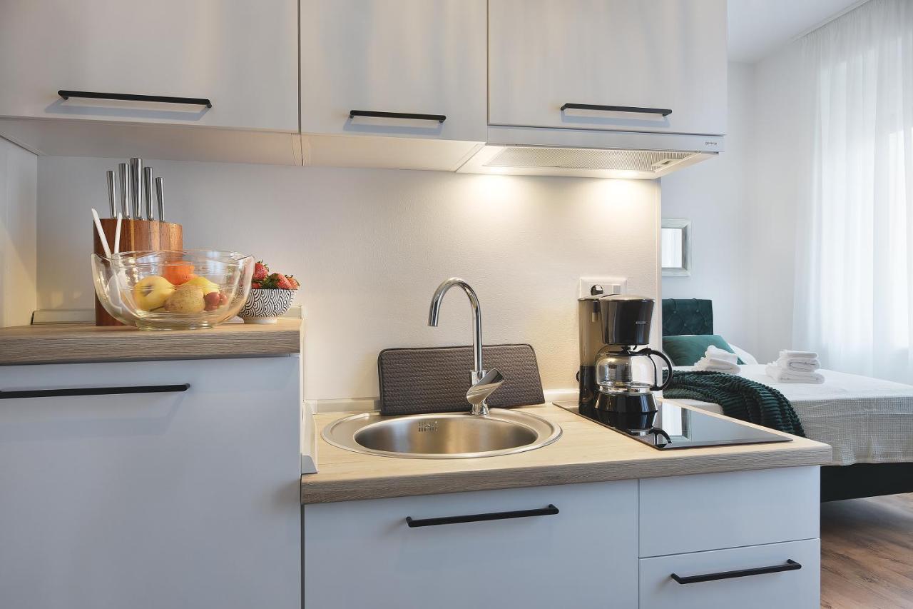 Aparthotel Emi Luxury